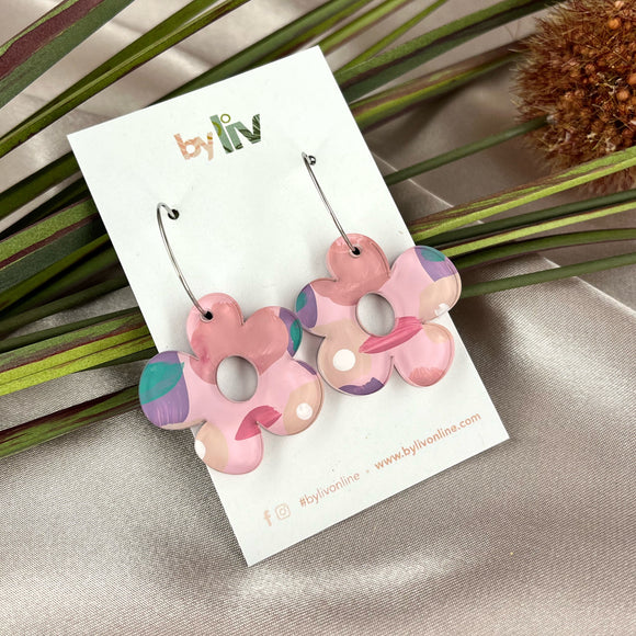 Pretty in Pink - Daisy hoop earrings