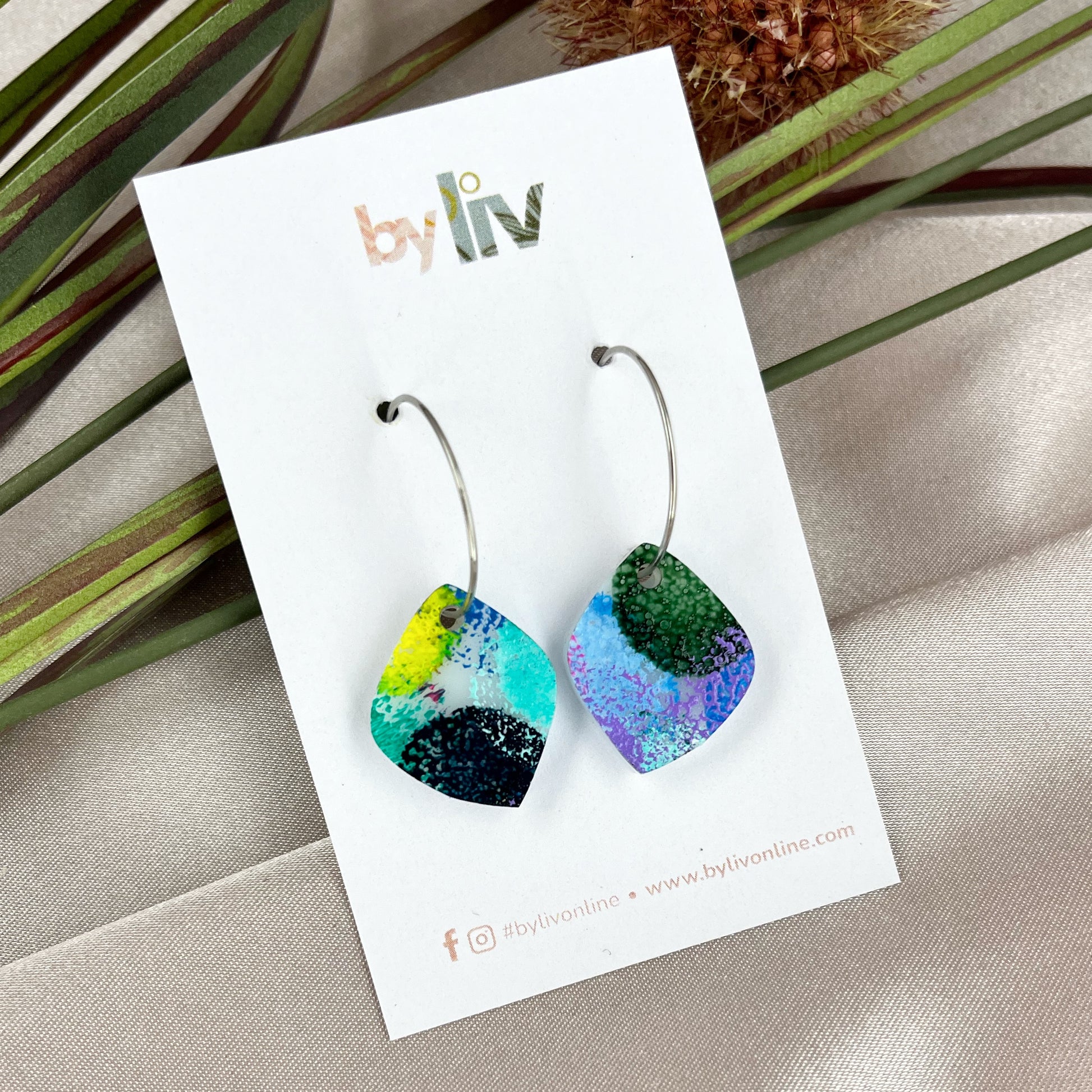Confetti Joy – Petite Hoop Earrings