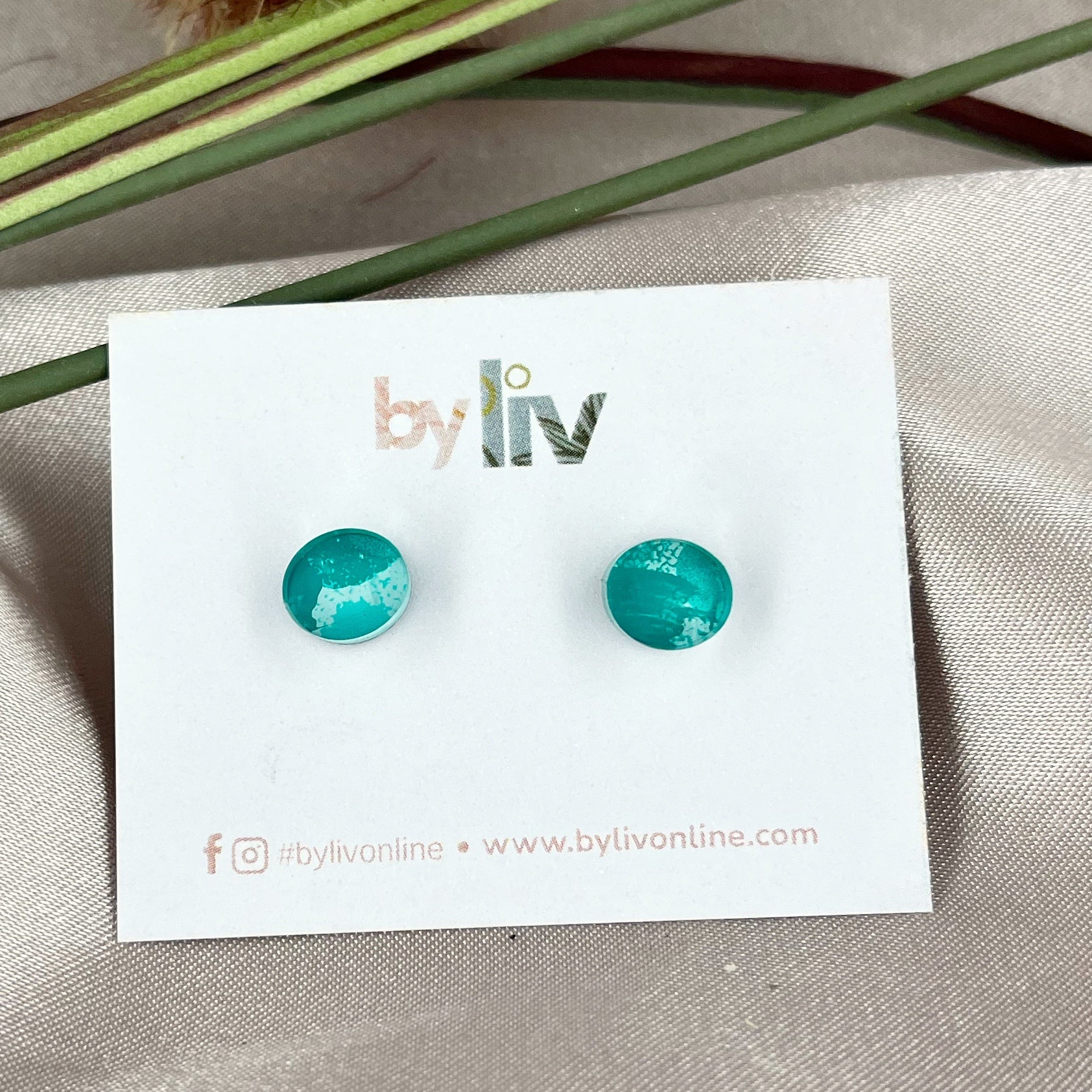Seafoam Splash Petite Studs