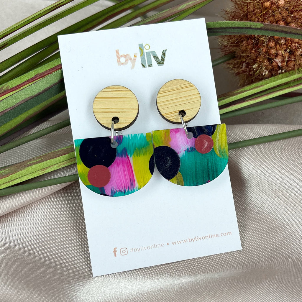 Playful Pulse – Petite Abstract Dangle Earrings