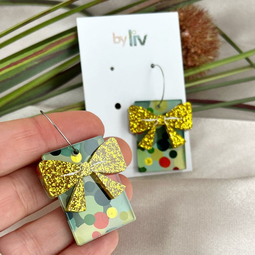 Classic Christmas Gift Earrings – Gold Bow - By Liv