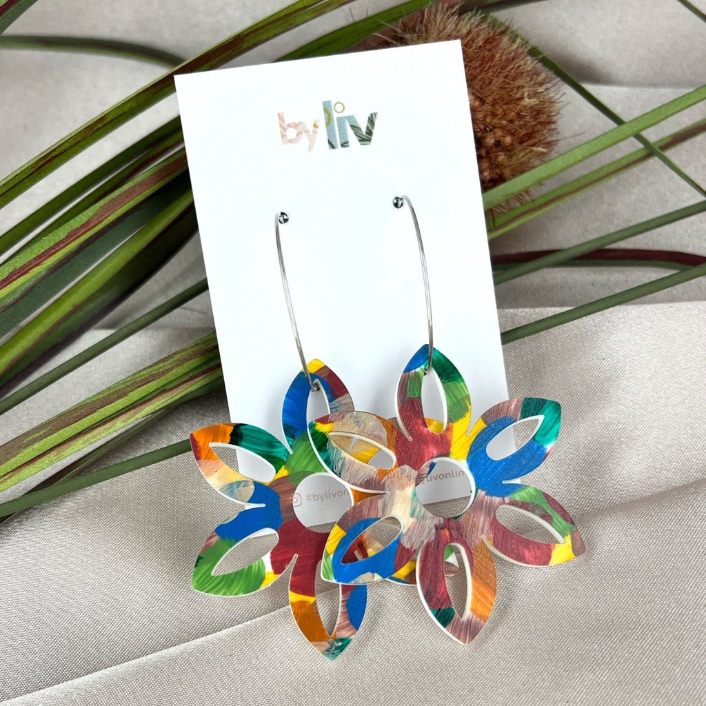 Confetti Garden - Statement Blooms - By Liv