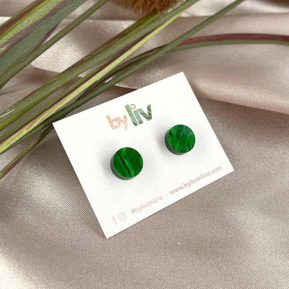 CHOOSE YOUR COLOUR: Petite studs