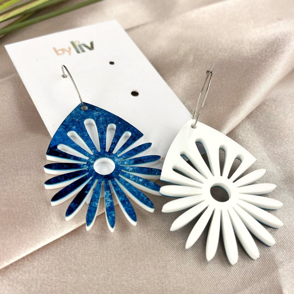 Navy Moods - Burst - By Liv