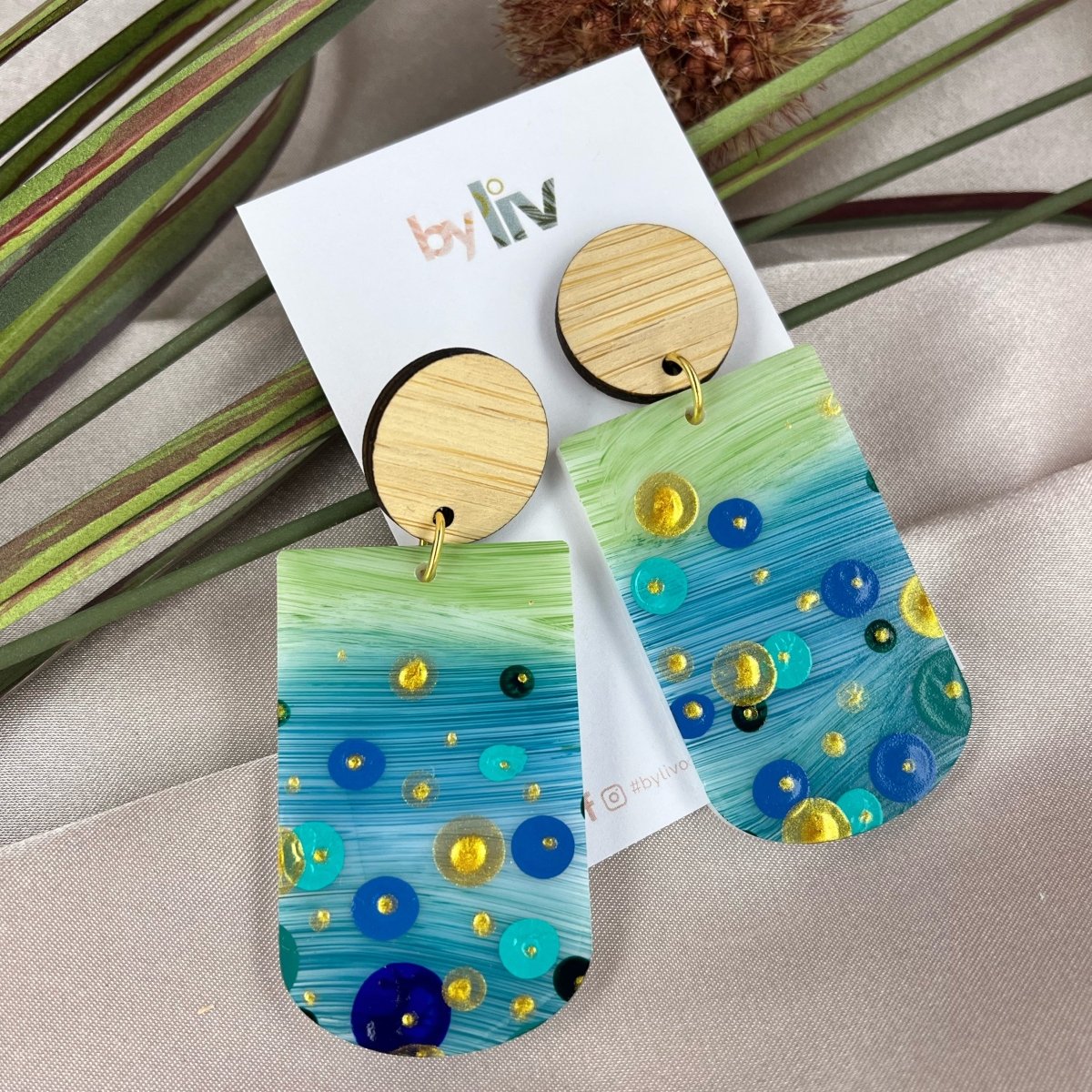 Ocean Dip - Statement Scallops - By Liv