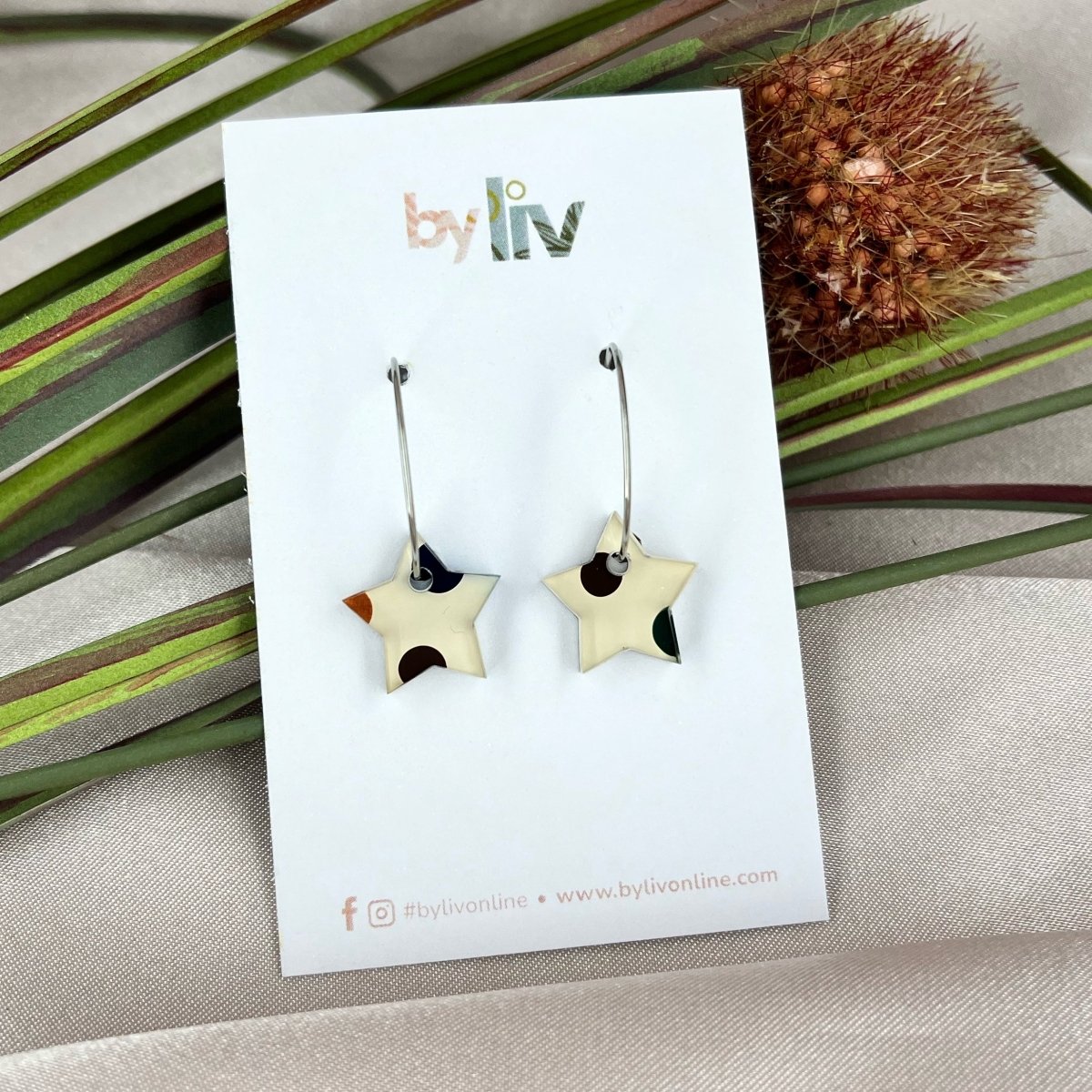 Petite Christmas Confetti Stars - By Liv